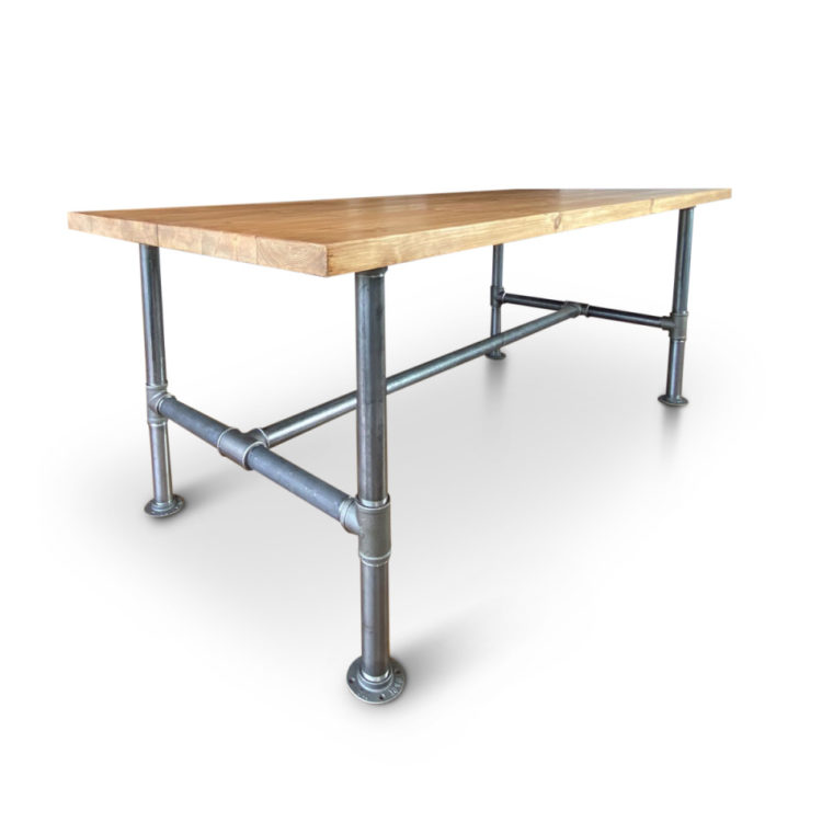 Reynolds Dining Table in Pine 2